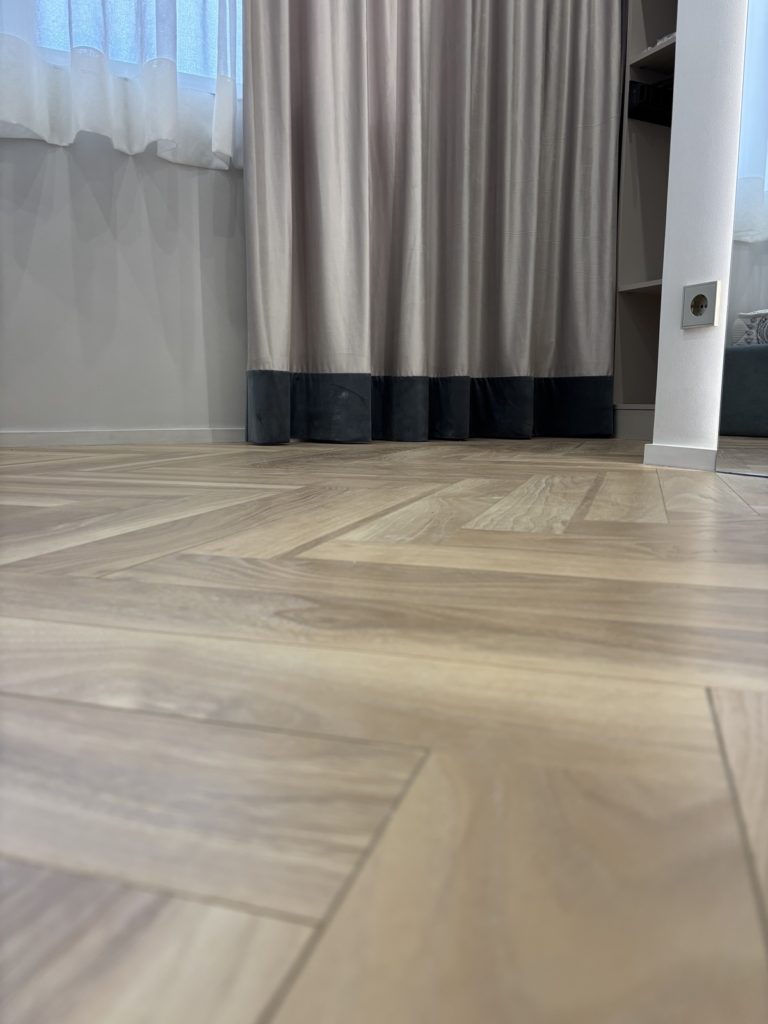 HDF ламинат Floor Fort декор «Дуб Торонто» HDF ламинат Floor Fort декор «Дуб Торонто»